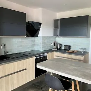  Appartement T3 - Centre - 75m2 - 2 Sdb - Parking - Calme France